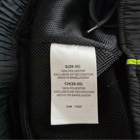 FC Barcelona Track Pants Mens Small Black Soccer Windbreaker Drawstring Y2K - Picture 9 of 14